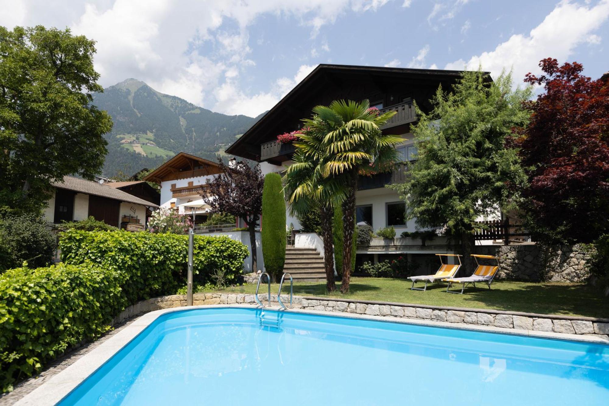 Hotel Garni Juval Tirolo Exterior foto